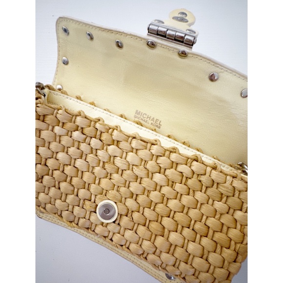 Michael Kors Patent Leather Santorini Shoulder Bag Flap Woven Corn Husk Handbag - Picture 10 of 13